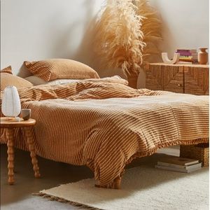 Urban Outfitters Duvet Cover Full-Queen